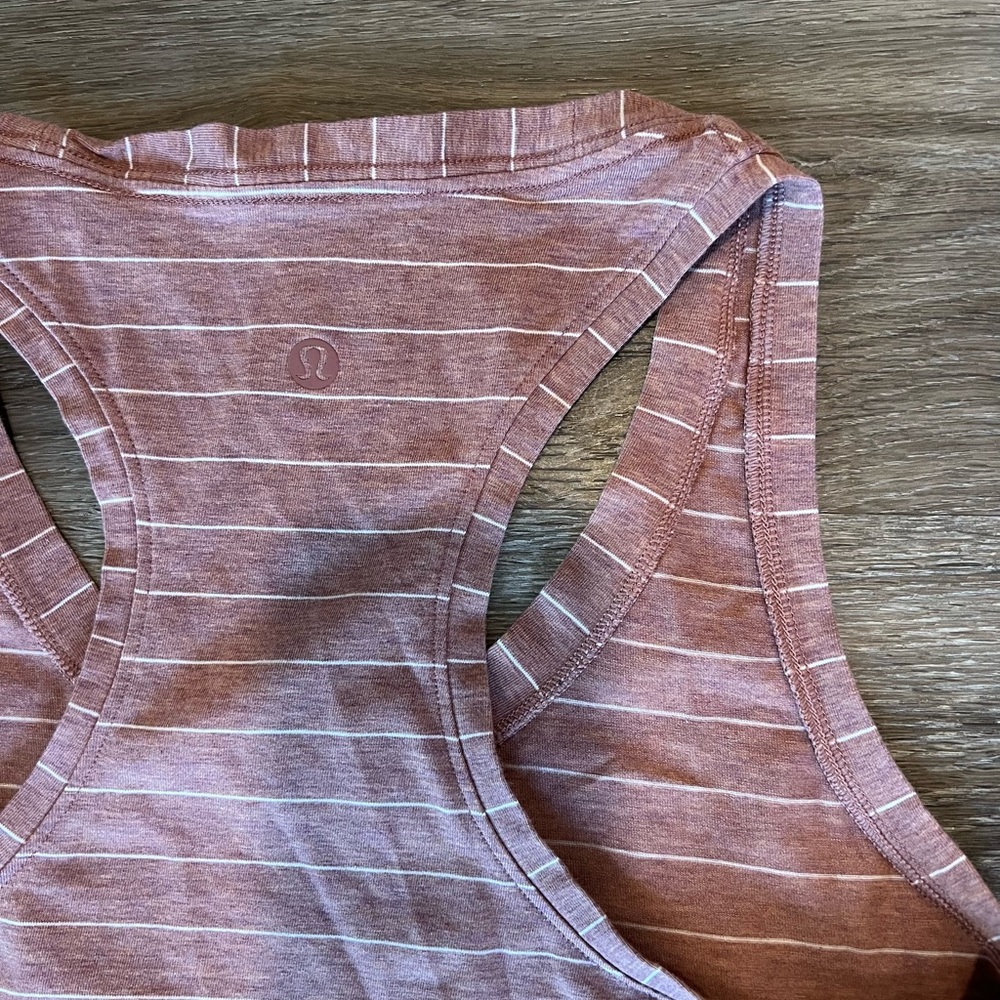 Lululemon Tank size 8